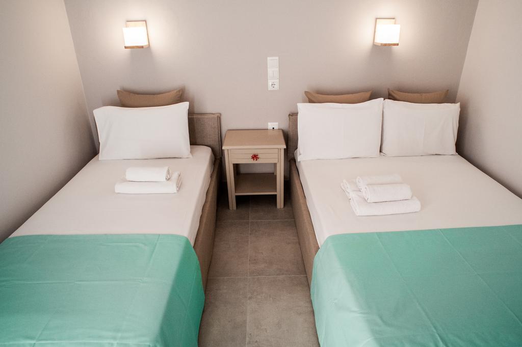 Kochili Apartments Néos Pírgos Esterno foto